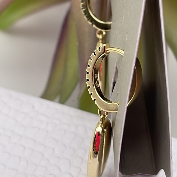 Earrings Gold Plated 18K Huggies Modern Fashion Woman’s Girl’s - Picture 7 of 12